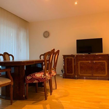 Lovely Two Bedroom Apartment With Free Parking أنتويرب المظهر الخارجي الصورة